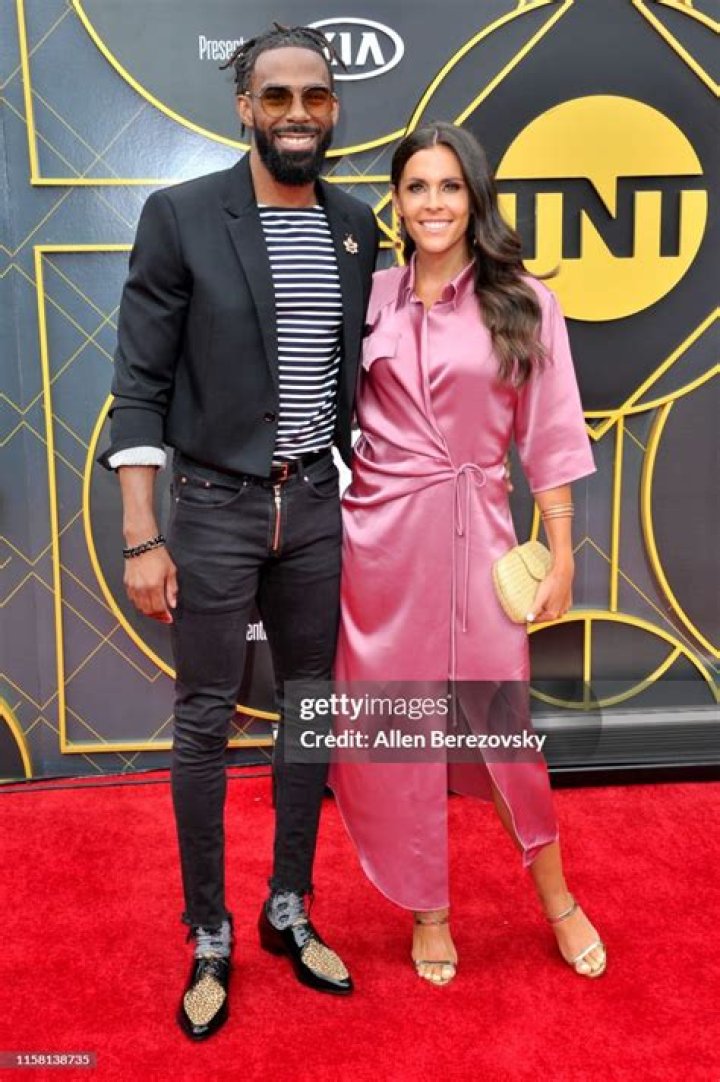 Mike Conley Jr Wife (Mary Peluso), Son, Height, Net Worth